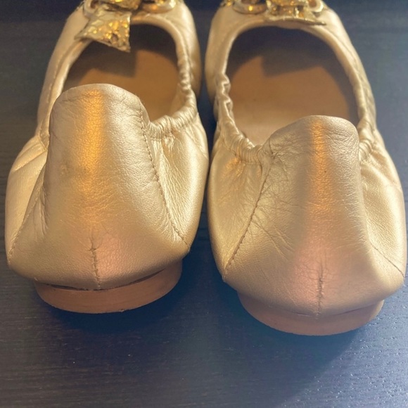 Stuart Weitzman Gold ballet flats, size 8 - Picture 3 of 7